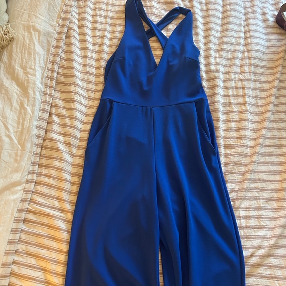 clothes - Picture 1 of 2
